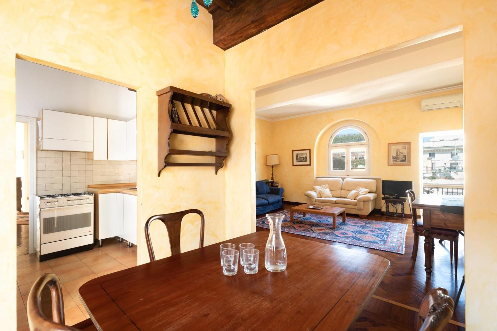 Trevi Comfortable With Terrace | Romeloft Apartamento *