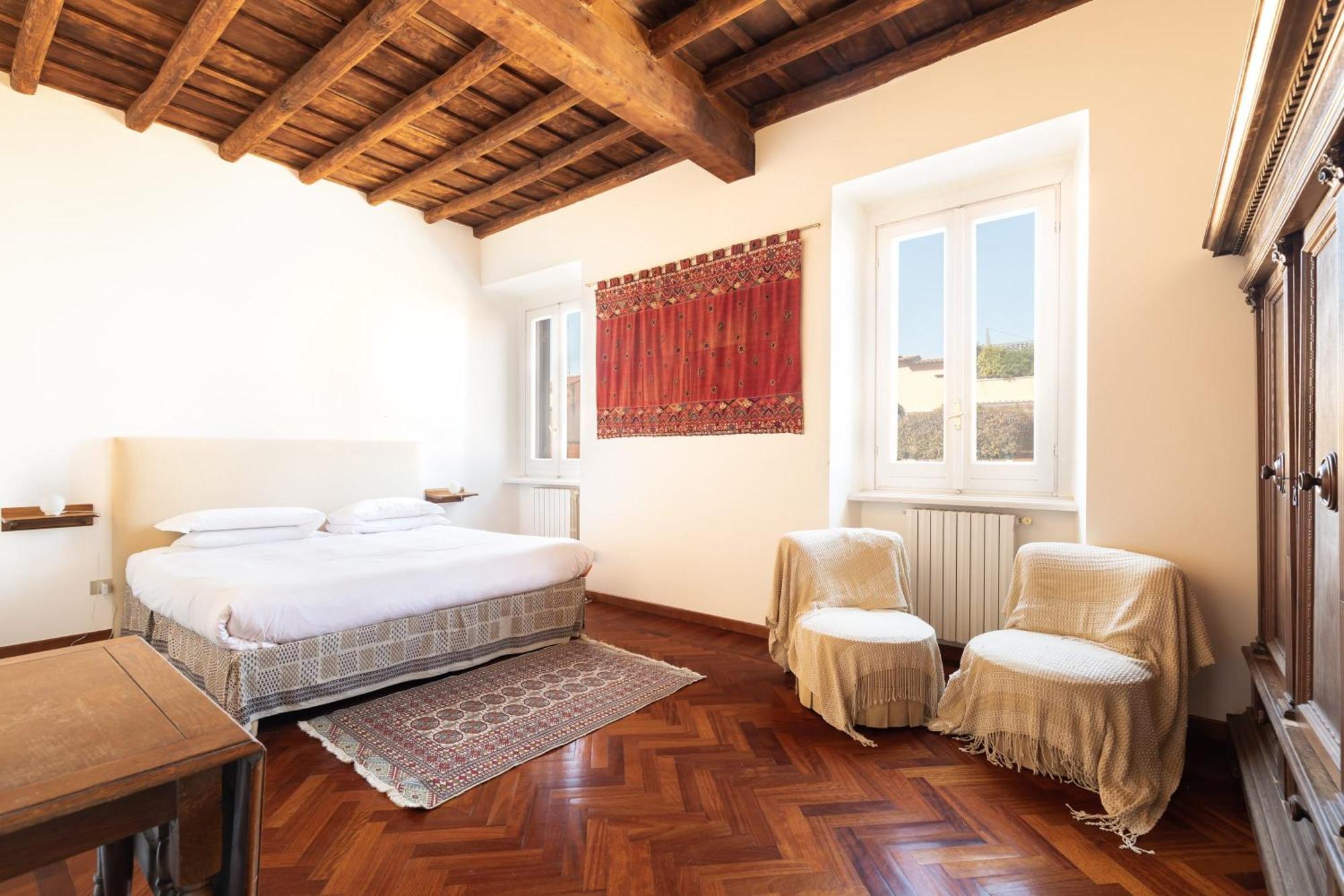 Apartamento Trevi Comfortable With Terrace | Romeloft Roma